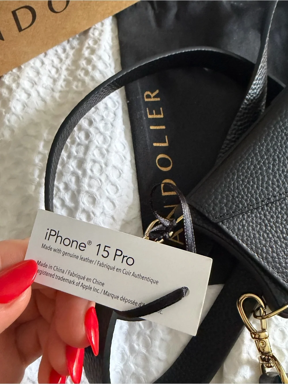 Bandolier iphone 15 pro